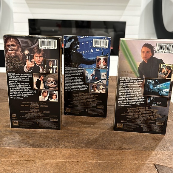 Star Wars Trilogy VHS set gold black collectors item boxed set 3 VHS set Jedi - Picture 7 of 8